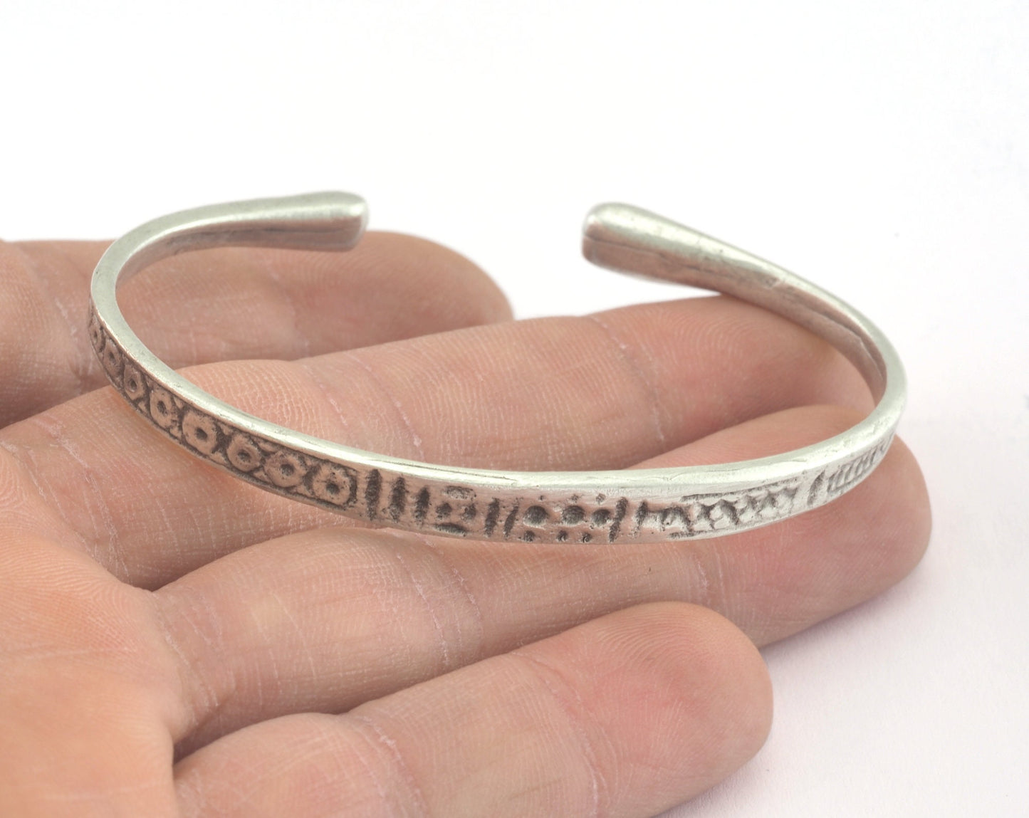 Bracelet Old symbols Antique Silver Plated Brass (50mm inner size - Adjustable ) OZ3178