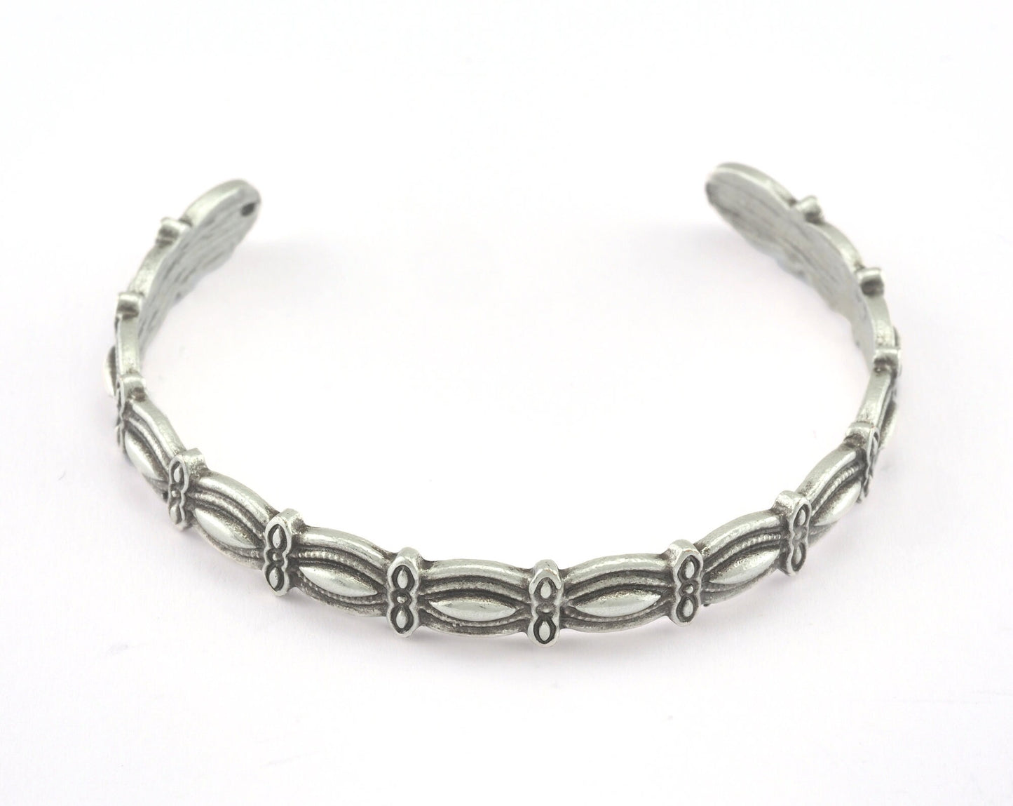 Cuff Bracelet Antique Silver Plated Brass (55mm inner size - Adjustable ) OZ3166