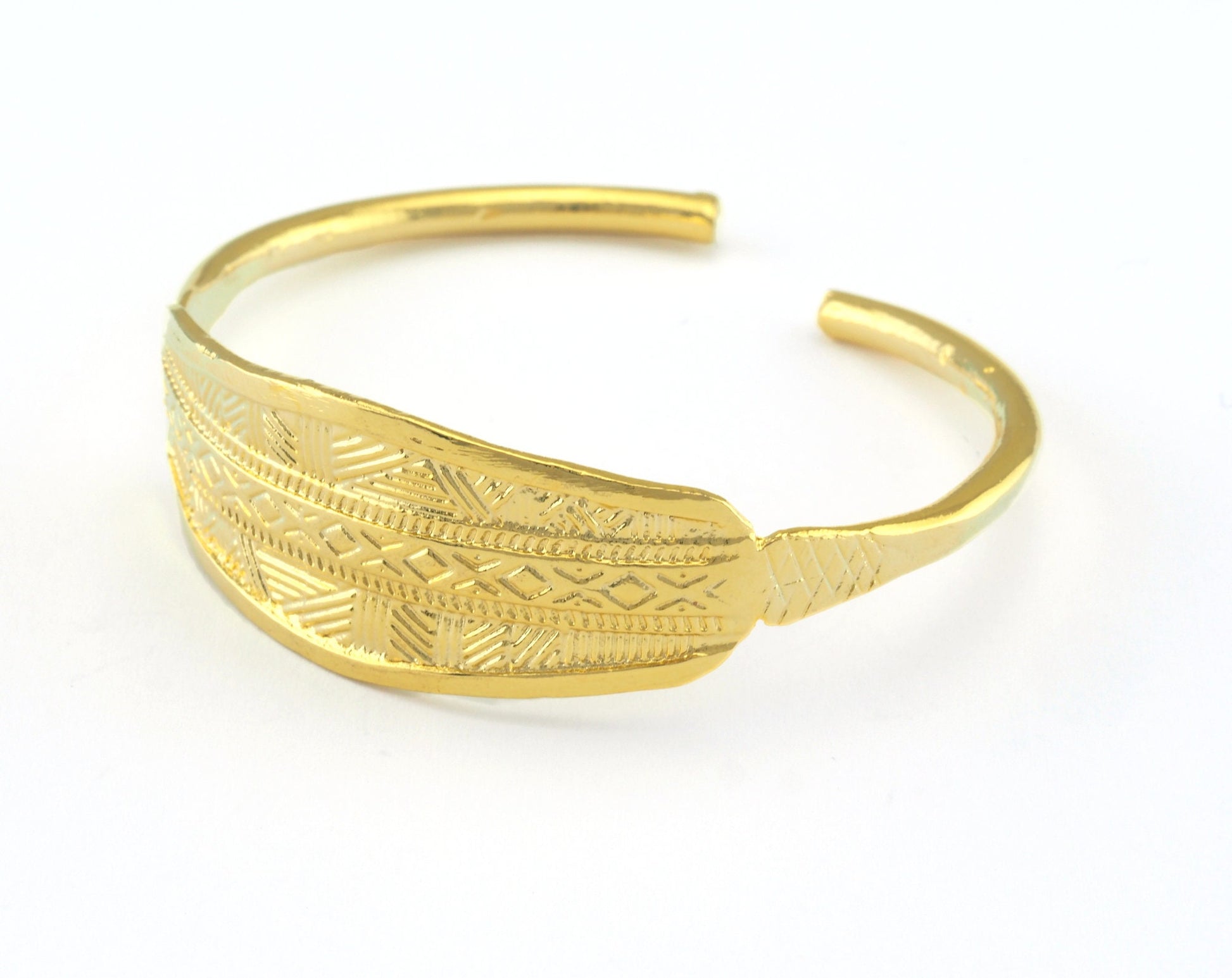 Textured Bracelet Shiny Gold Plated Brass Adjustable (64mm inner size - Adjustable ) OZ3154