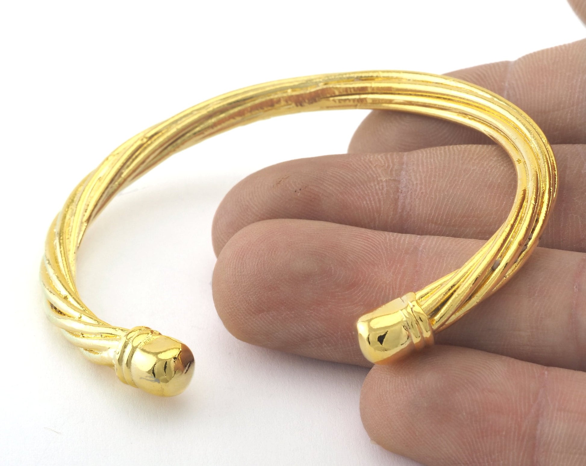 Cuff Bracelet Swirl Adjustable Shiny Gold Plated Brass (60mm inner size - Adjustable ) OZ3168