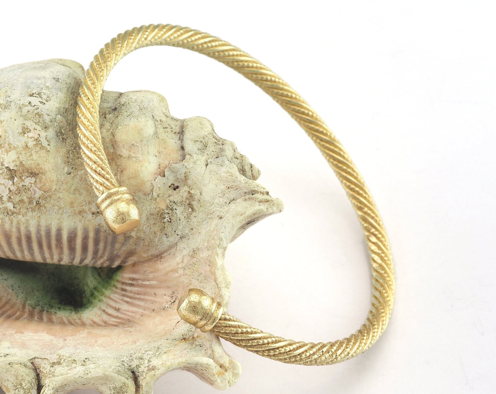 Swirl Bracelet Raw Brass 1 pc. (62mm inner size - Adjustable ) OZ3156