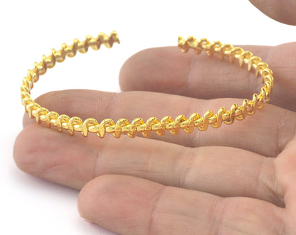 Swirl Bracelet Shiny Gold Plated Brass (64mm inner size - Adjustable ) OZ2995