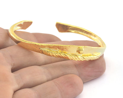 Textured Cuff Bracelet Adjustable Shiny Gold Plated Brass (62mm inner size - Adjustable ) OZ3163