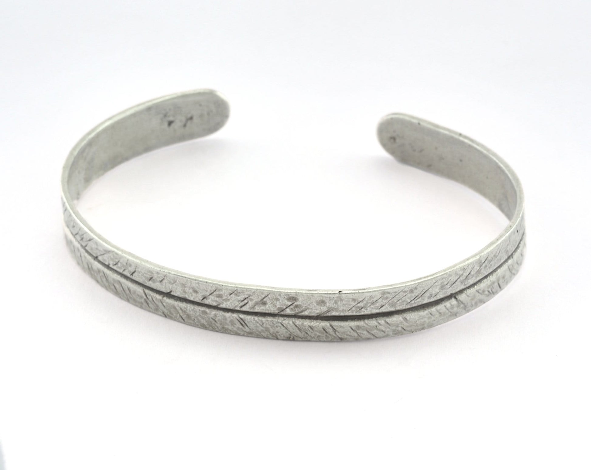 Cuff Bracelet Textured Adjustable Antique Silver Plated Brass (64mm inner size - Adjustable ) OZ3172