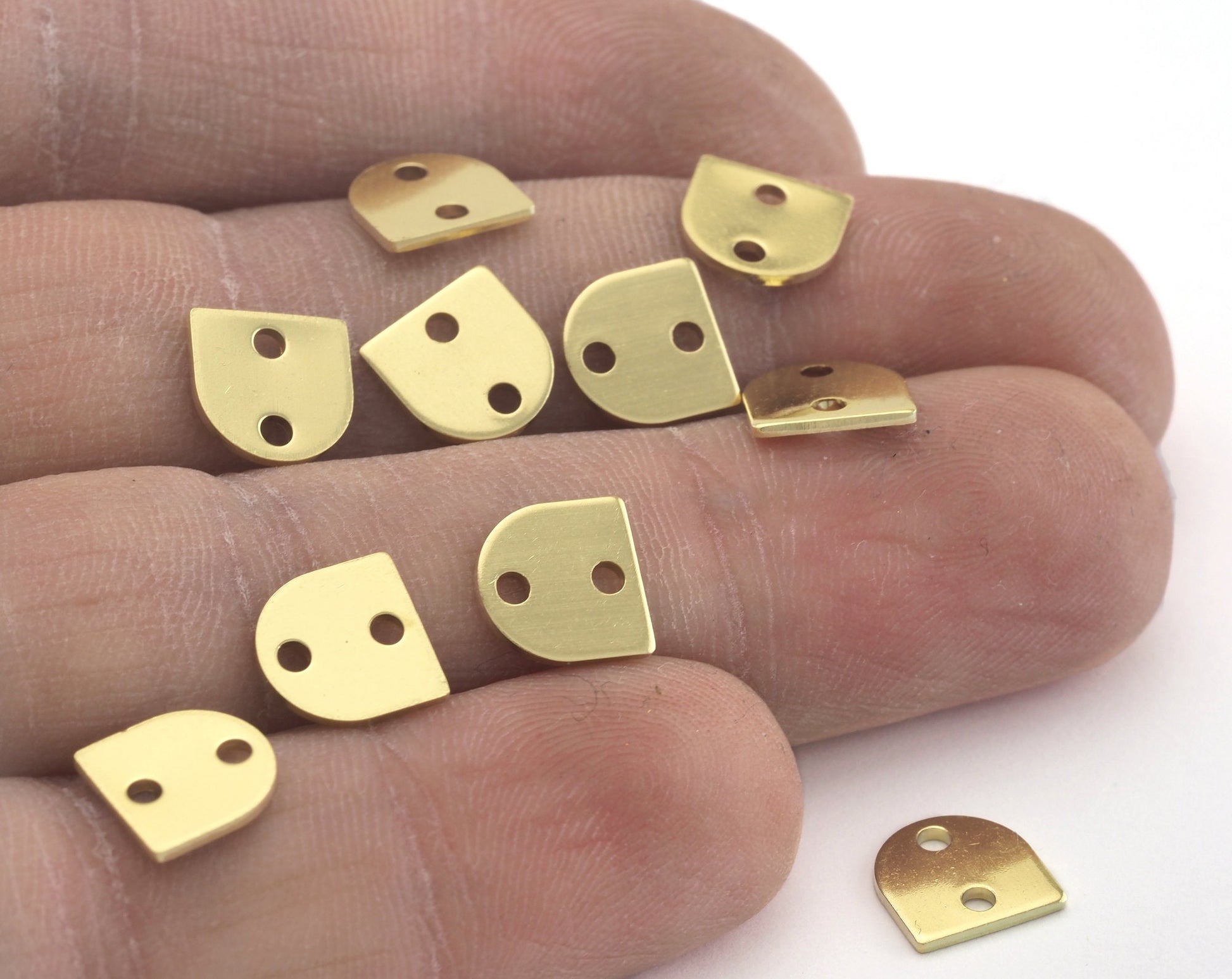 Dshape semi circle 8x8x0.8mm raw brass findings scs oz3314-40