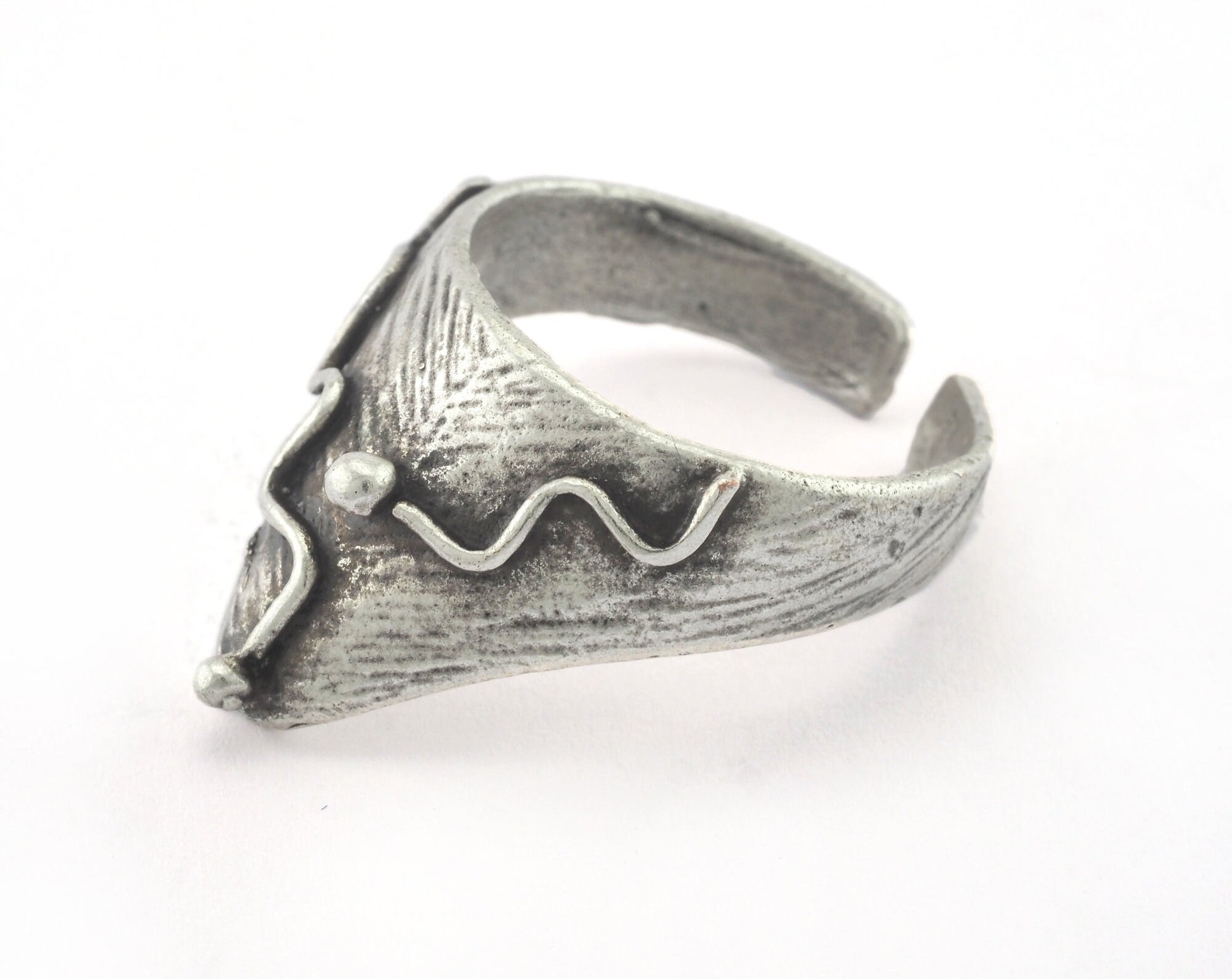 Adjustable Ring 17mm Antique Silver Plated brass (18mm 8US inner size) OZ3321