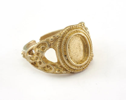 Adjustable Ring Bezel Raw brass (18mm 7.5US inner size - Adjustable ) OZ4418
