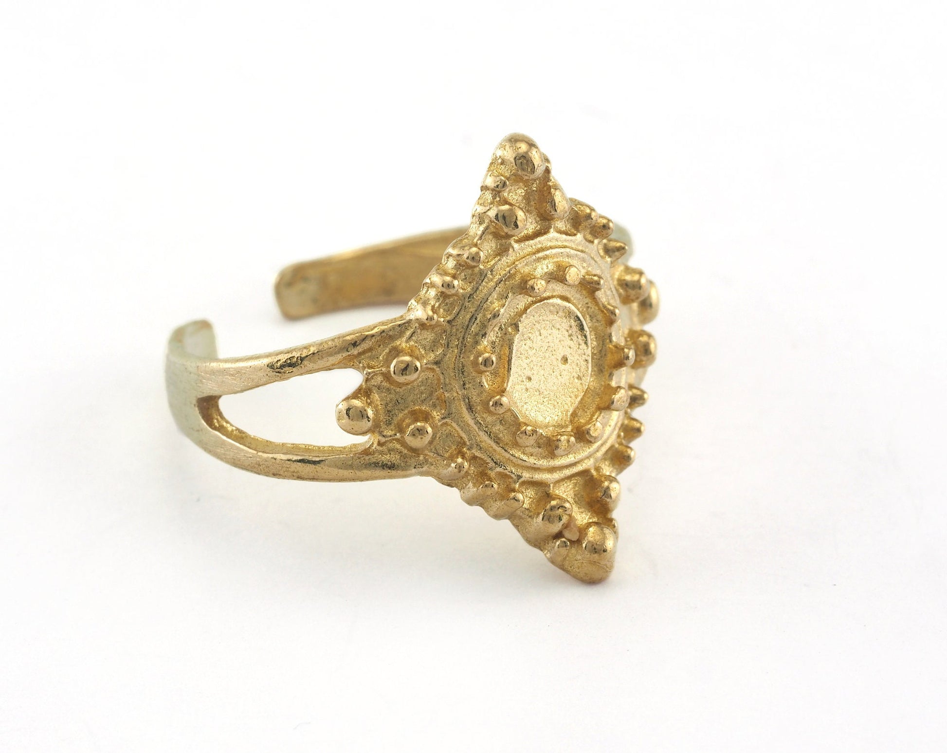 Ring Adjustable Ring Bezel (5mm) Raw brass (18mm 8US inner size - Adjustable ) 5mm Blank OZ3379