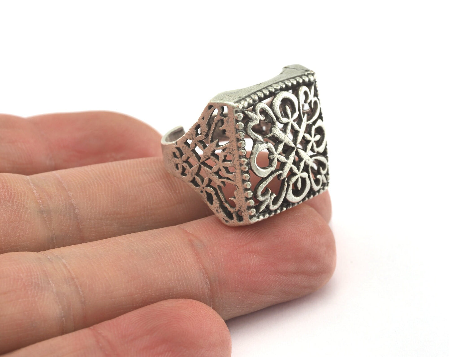 Square Adjustable Antique Silver Plated Brass 1 Pc. (18.5mm 8.5US inner size) OZ2560 22mm