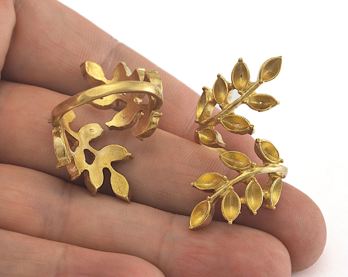 Leaves Ring Adjustable Bezel Raw brass (17mm 6.5US inner size - Adjustable ) OZ2570