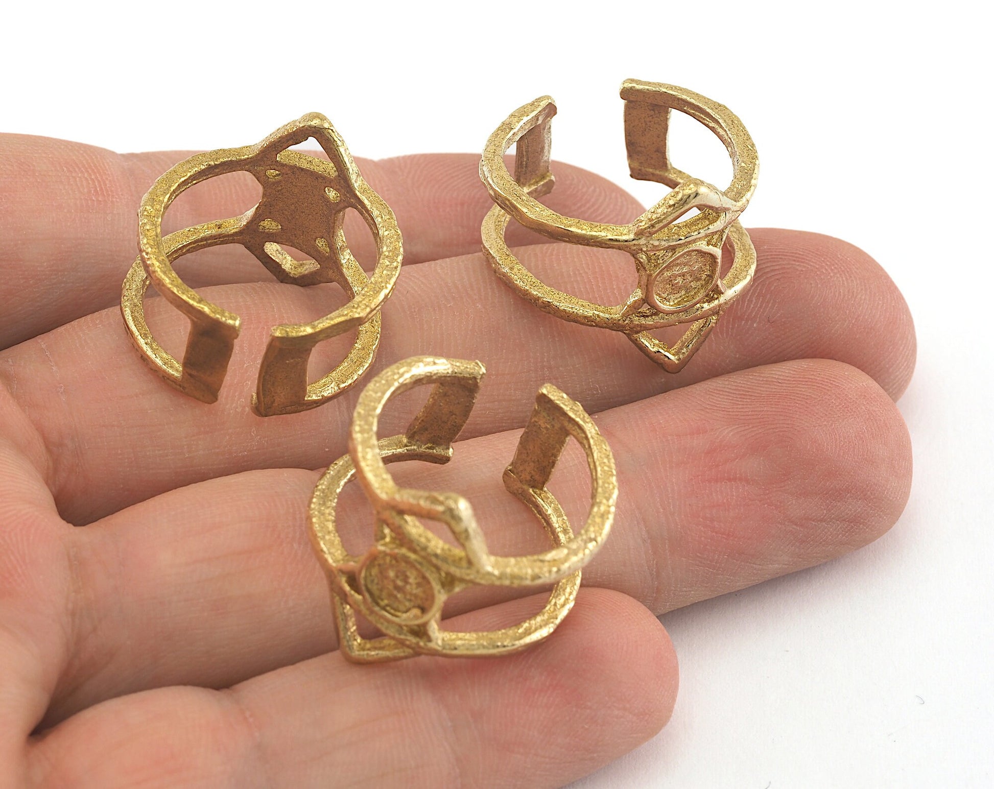 Ring Adjustable Ring Bezel Raw brass (18mm 7.5US inner size - Adjustable ) OZ2567
