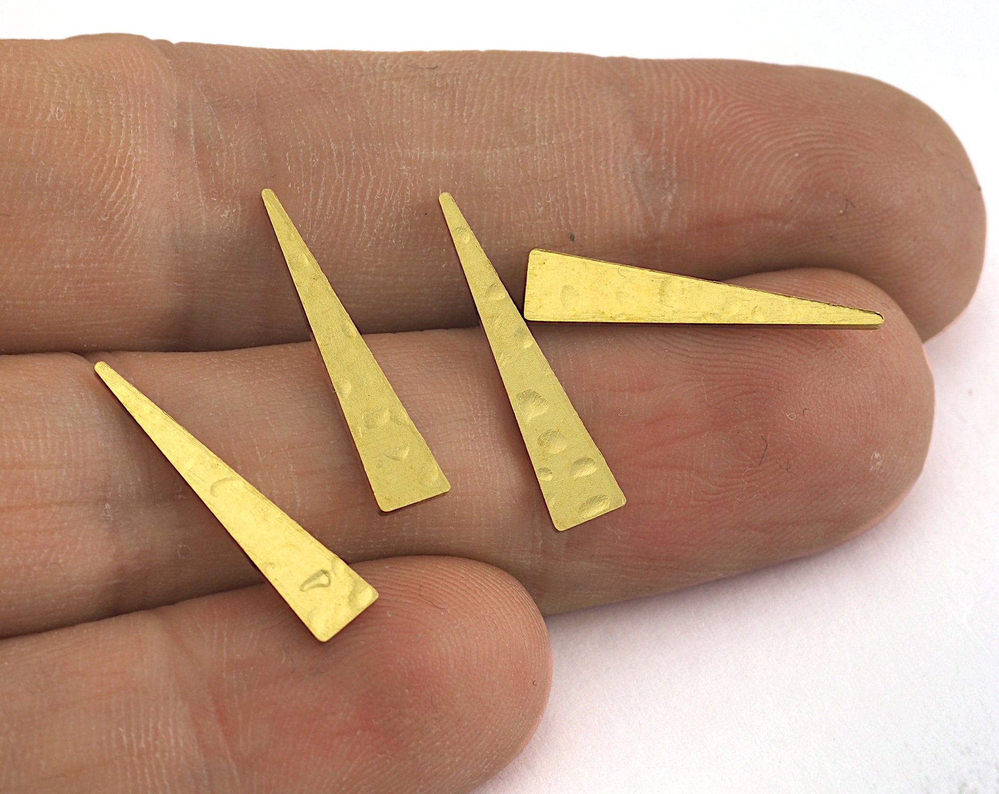 Hammered Triangle raw brass 20x4.4mm (0.8mm thickness) no hole charms findings OZ3557-35