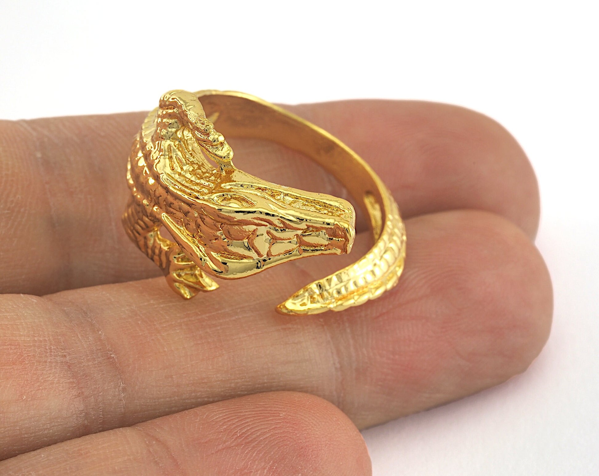 Crocodile Ring Adjustable Gold Plated Brass (17.5mm 7US inner size) Oz2888