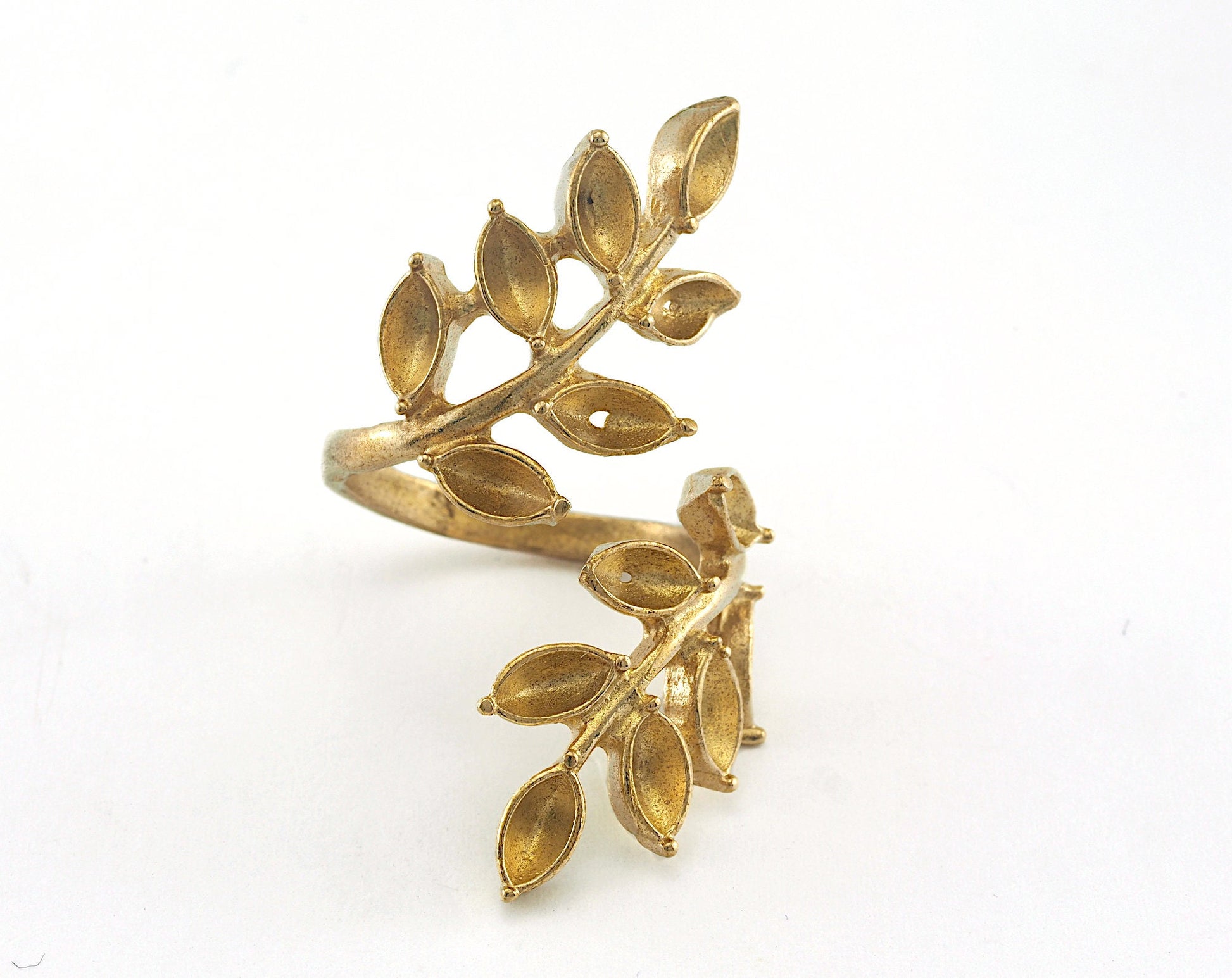 Leaves Ring Adjustable Bezel Raw brass (17mm 6.5US inner size - Adjustable ) OZ2570