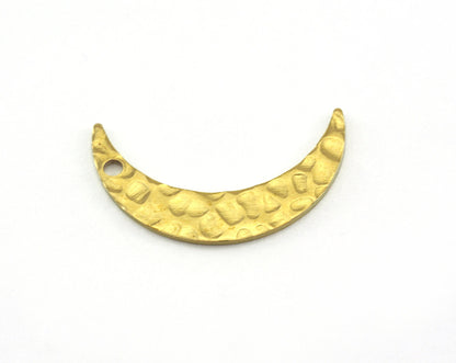 Hammered crescent raw brass 22mm (0.8mm thickness) one hole charms findings OZ3604-70