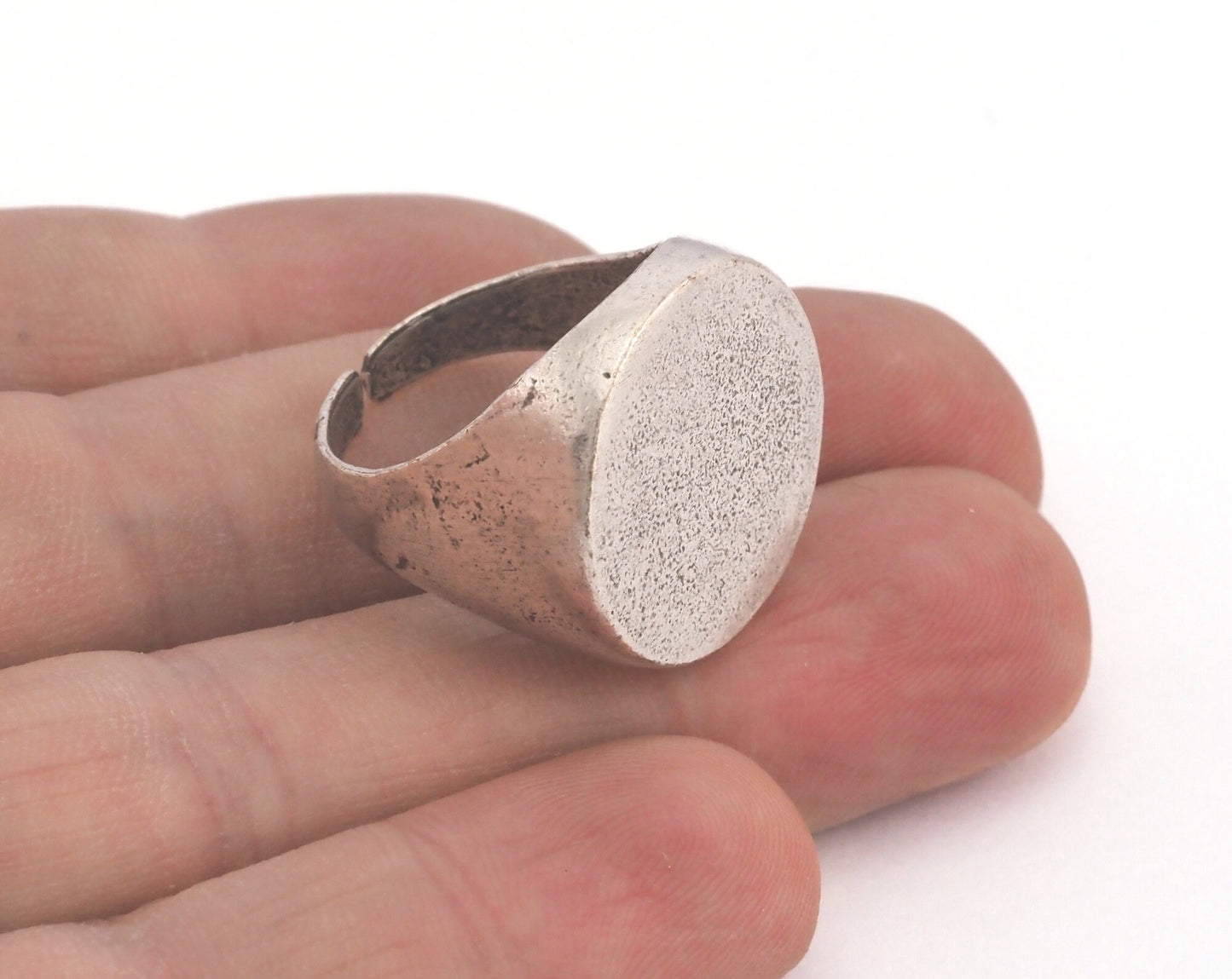 Signet Ring Circle Adjustable Ring Blank - Antique Silver Plated brass (18mm 8US inner size - Adjustable ) Oz3680