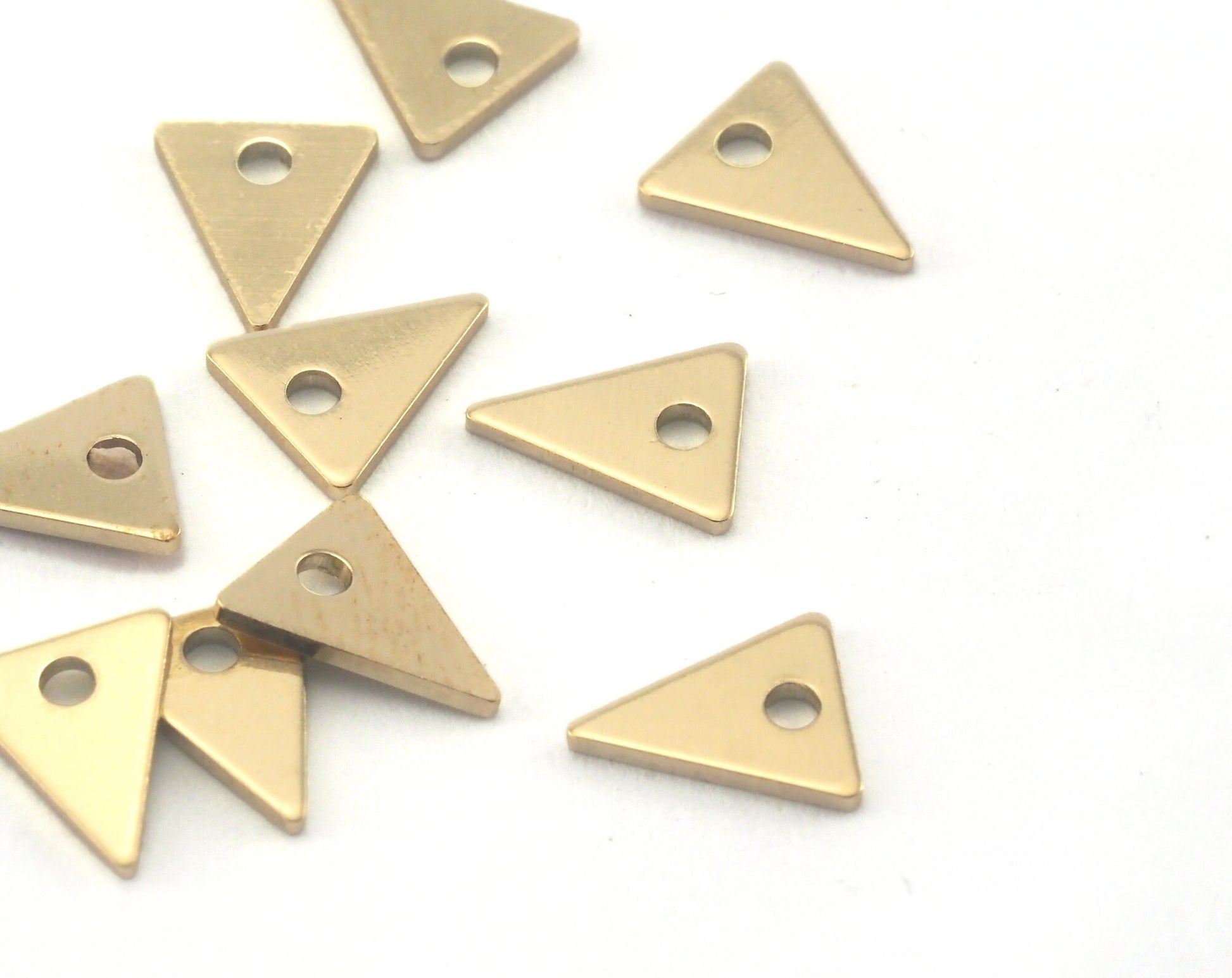 Triangle raw brass 8.3x6.9mm (0.8mm thickness) 1 hole charms findings OZ3738-21