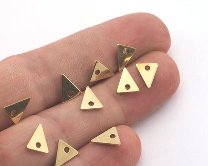 Triangle raw brass 8.3x6.9mm (0.8mm thickness) 1 hole charms findings OZ3738-21