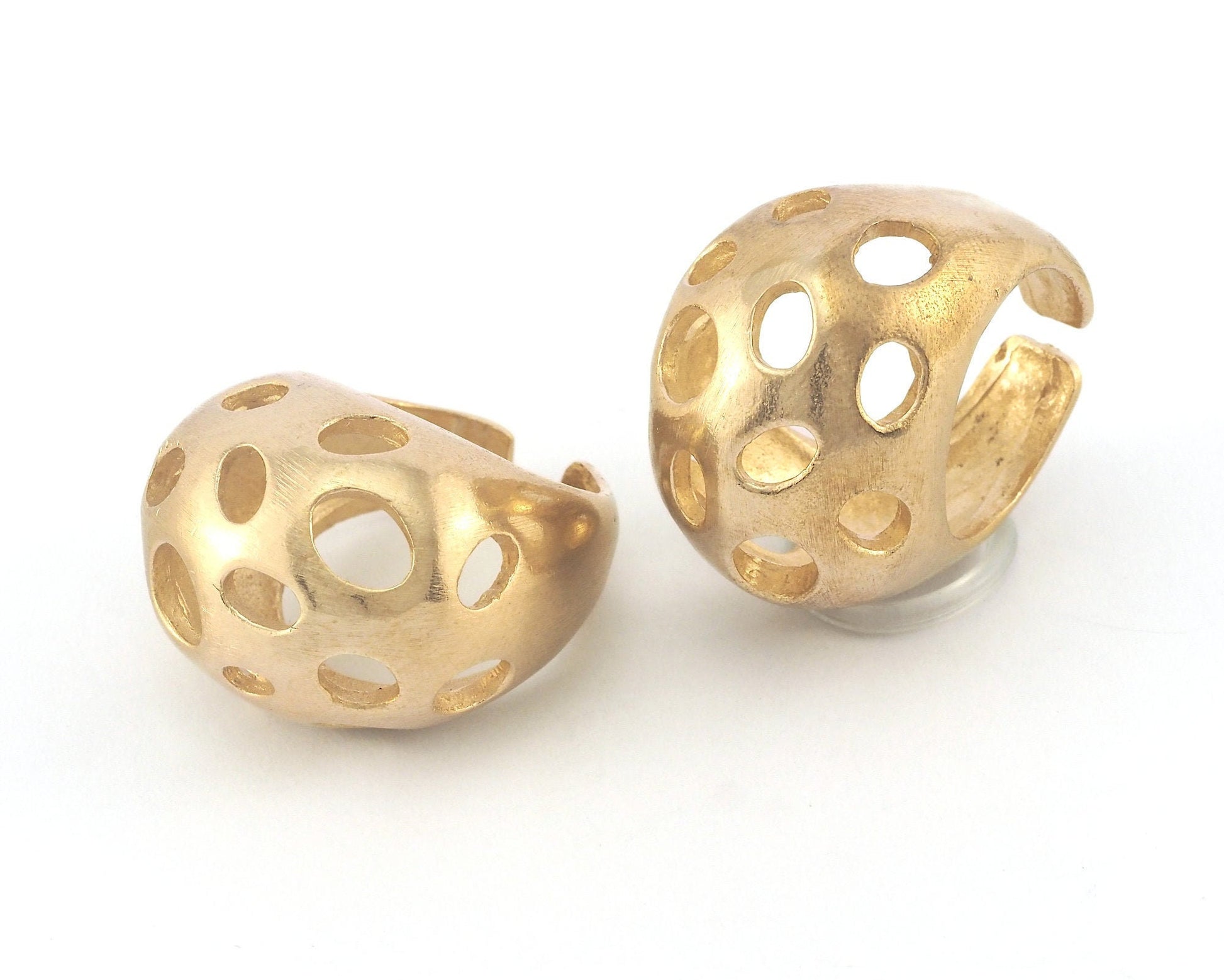 Domed Adjustable Ring raw Brass (18mm 8US inner size ) Oz3067