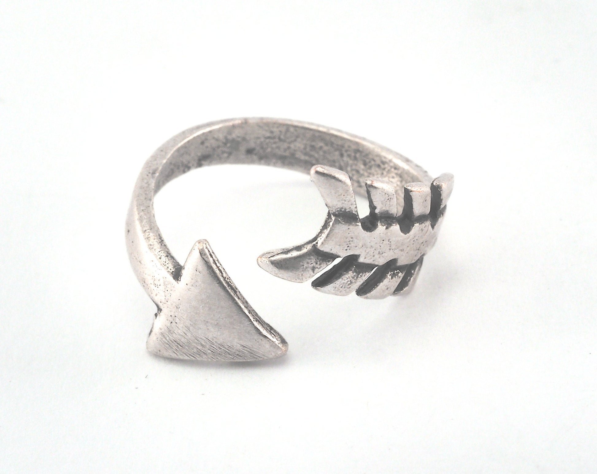 Arrow Wrap Adjustable Ring Antique Silver Plated brass (19mm 9US inner size) OZ3773