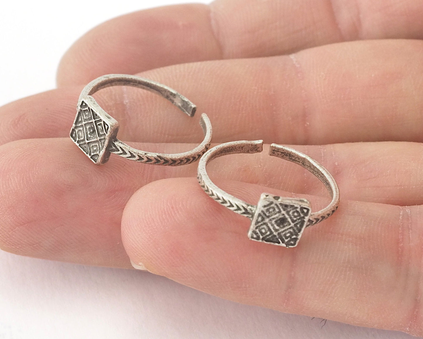 Minimalist Square Ring Adjustable Antique Silver Plated Brass (16.5mm 6.5US inner size) Oz2090