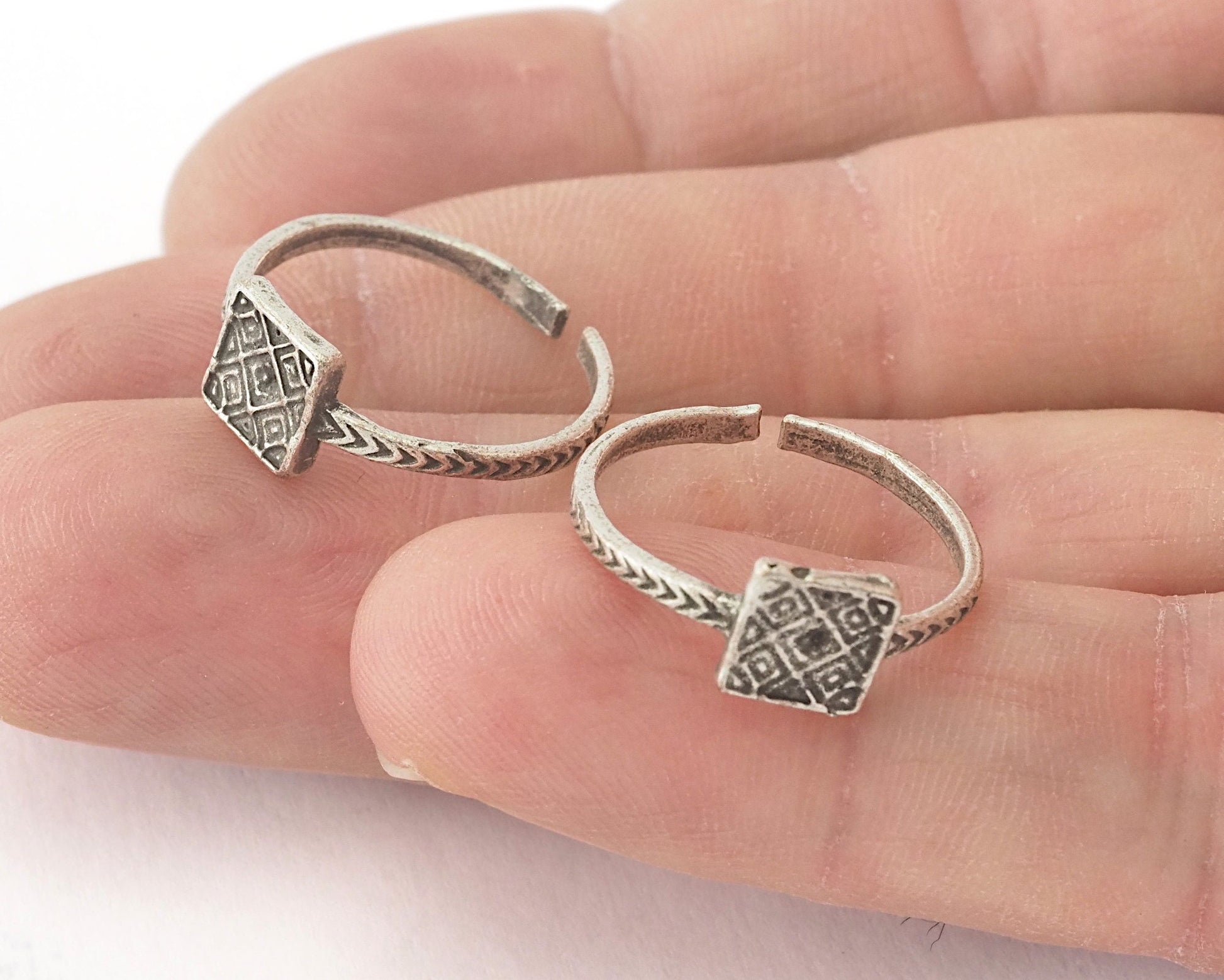 Minimalist Square Ring Adjustable Antique Silver Plated Brass (16.5mm 6.5US inner size) Oz2090