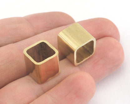 Raw brass cube 12x12mm (hole 10mm) bab10 3880