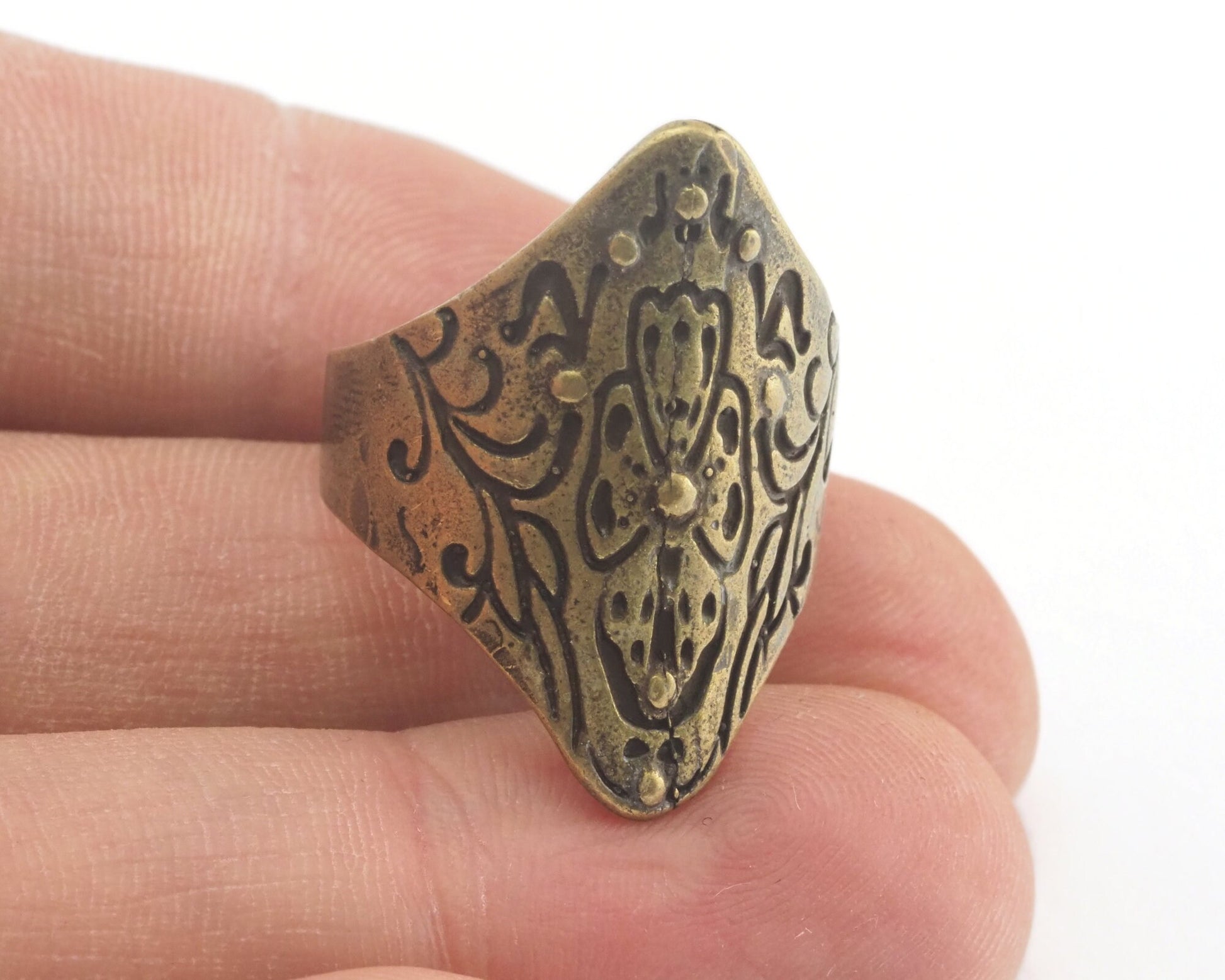 Rhombus Adjustable Ring Antique Yellow Tone brass (18.5mm 8.5US inner size) OZ2818 28mm