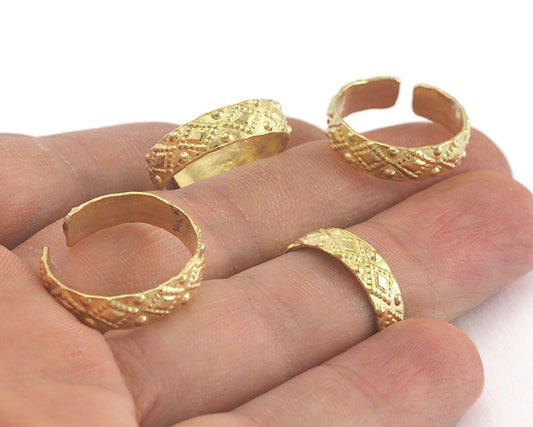 Minimalist Band Textured Adjustable Ring Raw Brass (17.5mm 7US inner size) OZ3858