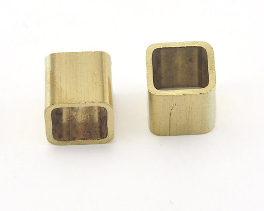 Raw brass cube 12x12mm (hole 10mm) bab10 3880