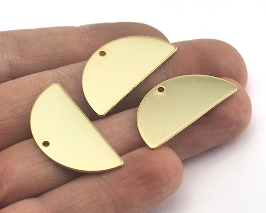 Semi Circle Blanks Brass Half Moon Shape 1 hole Top 30x15x0.9mm Gold plated brass pendant (1.63mm 14 gauge hole) SCS 2001-245