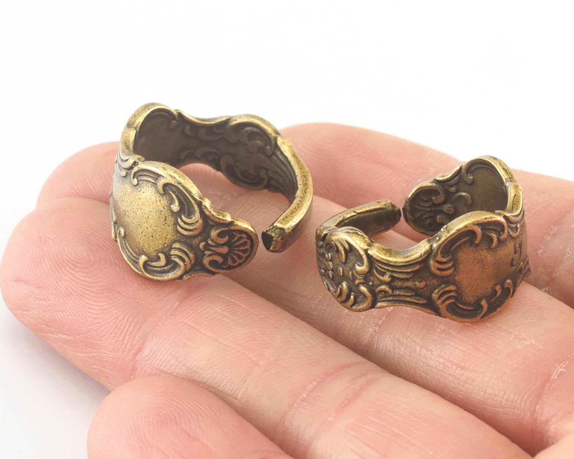 Spoon Ring Flower Patterned Adjustable Ring Antique Bronze Plated brass (18mm 8US inner size) OZ2676
