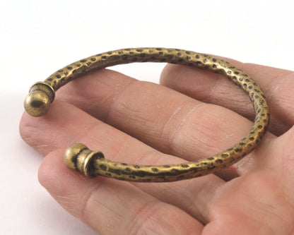 Hammered Bracelet Antique Bronze Plated Brass (64mm inner size - Adjustable ) OZ3894