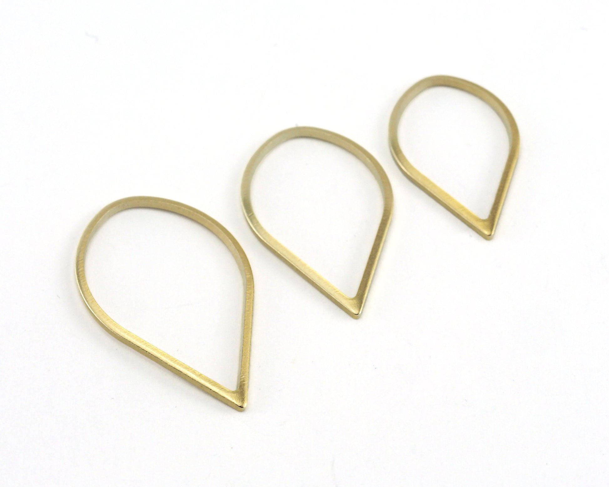 Drop Wire Ring 23 - 26 - 29mm raw brass (0,8mm 20 gauge) charms ,findings R192