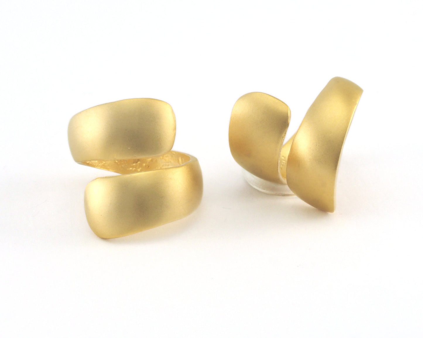 Adjustable Wrap Ring Matte Gold Plated brass (18mm 8US inner size) OZ2987