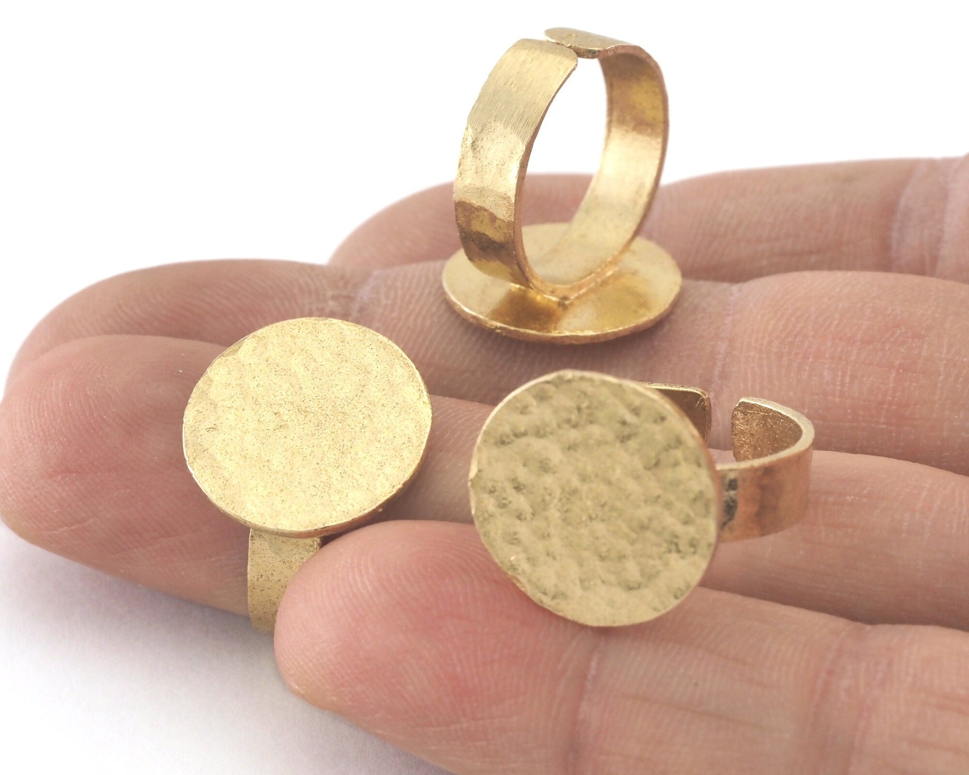 Signet Ring Hammered Adjustable, Blank 16mm - Raw Brass (17mm 7US inner size - Adjustable ) OZ2980