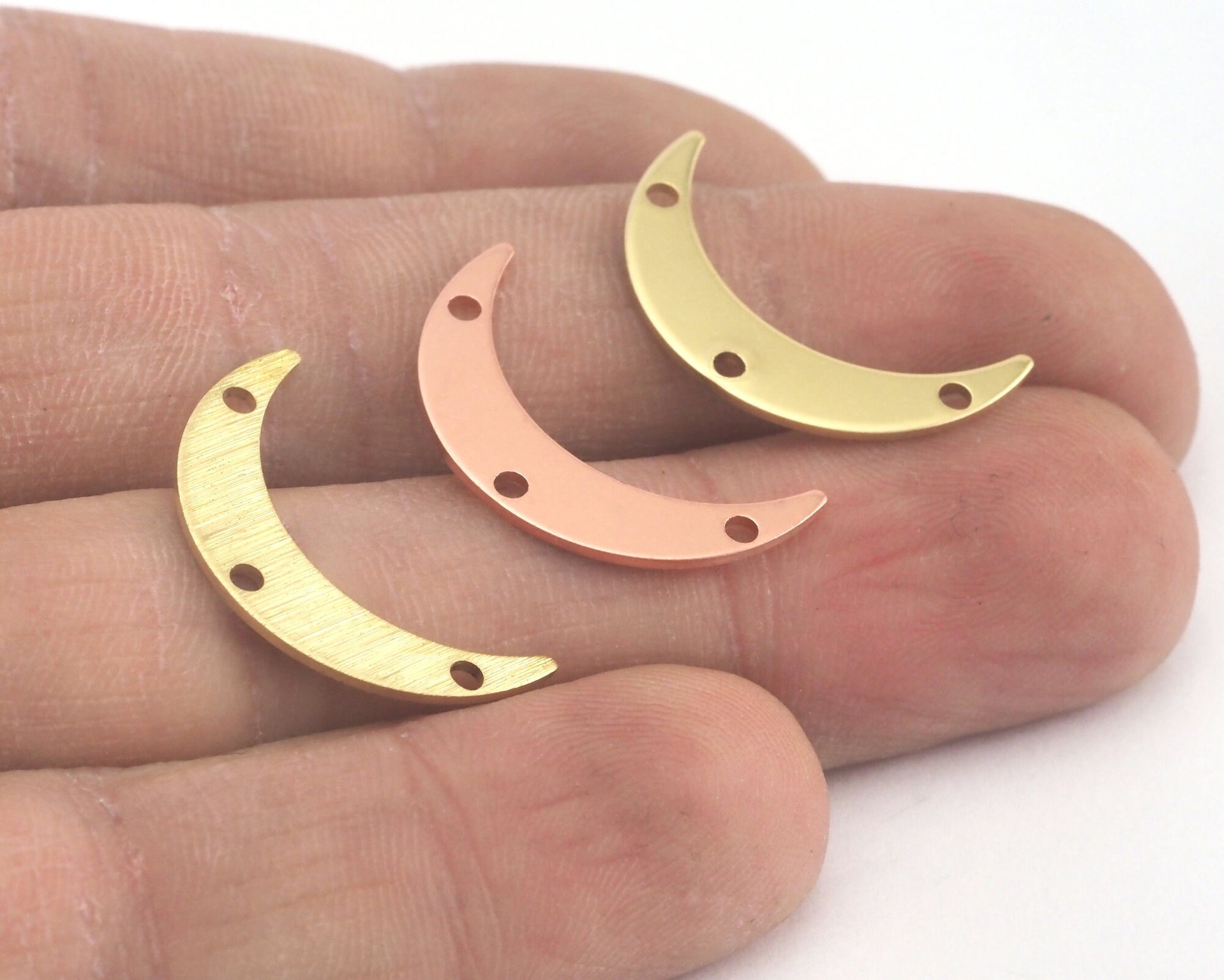 Brushed Crescent moon raw brass copper 22mm (0.8mm thickness) 2 hole charms findings R225-75