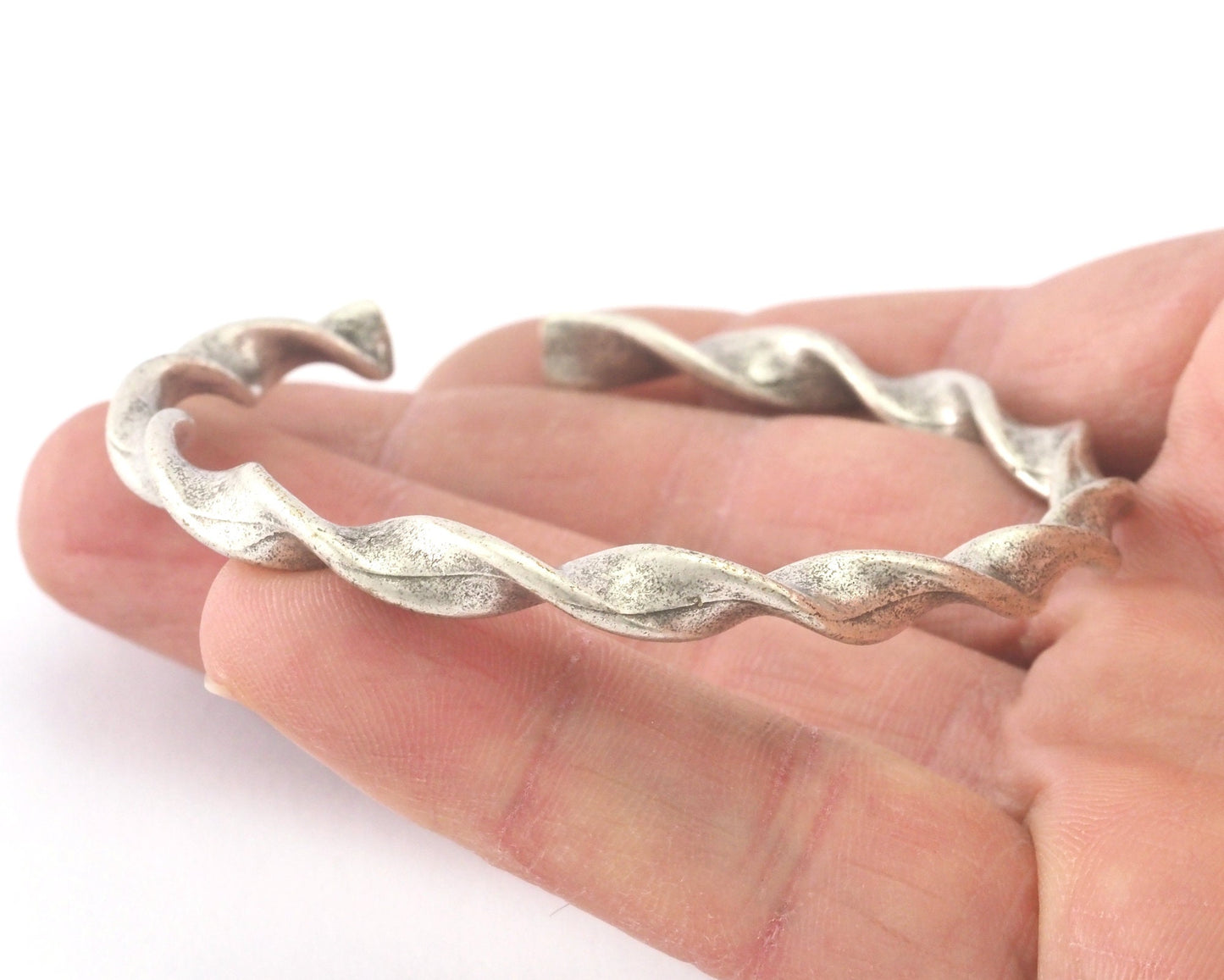 Twisted swirl Cuff Bracelet Antique silver plated brass (65mm inner size Adjustable ) OZ4036