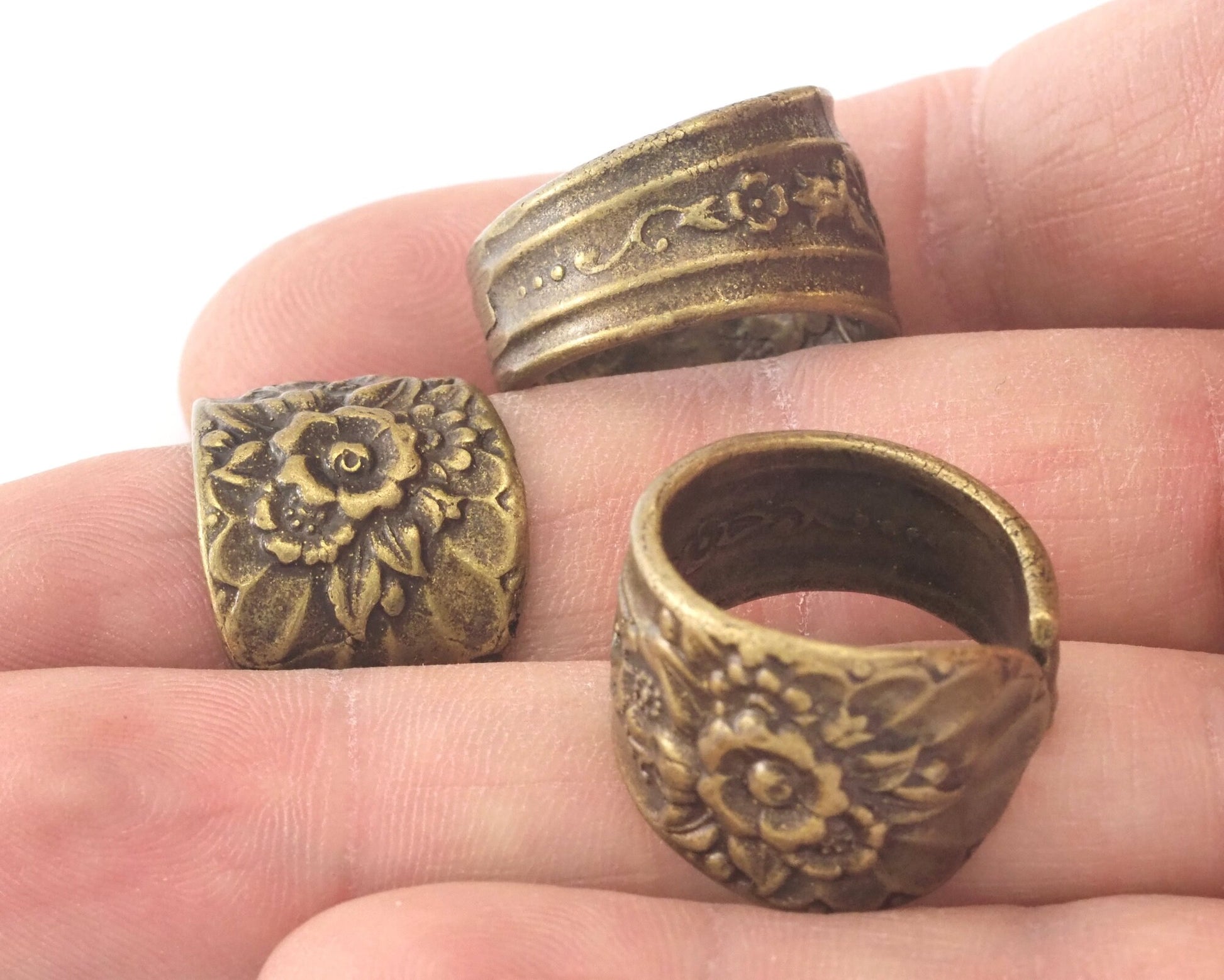Spoon Ring Flower Patterned Adjustable Ring Antique Bronze Plated Brass (17.5mm 7US inner size) OZ759