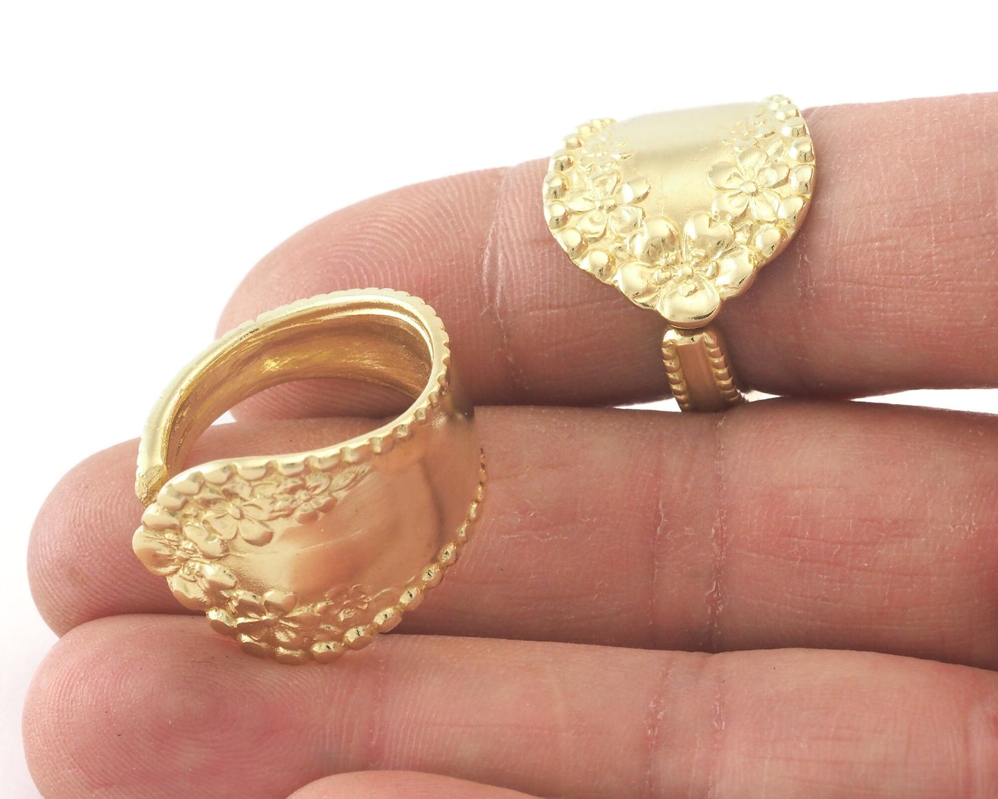 Spoon Ring Flower Patterned Adjustable Raw Brass (18mm 8US inner size) 4052