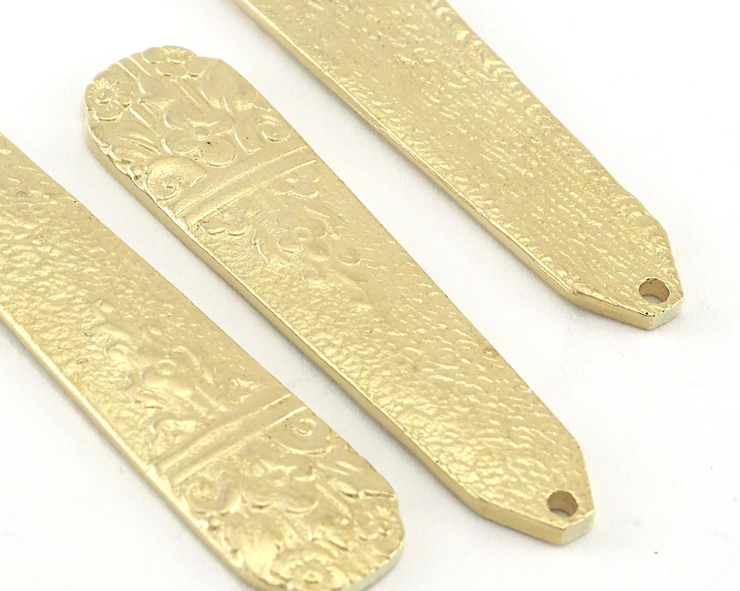 Spoon Pendant Flower Patterned Raw brass 4054