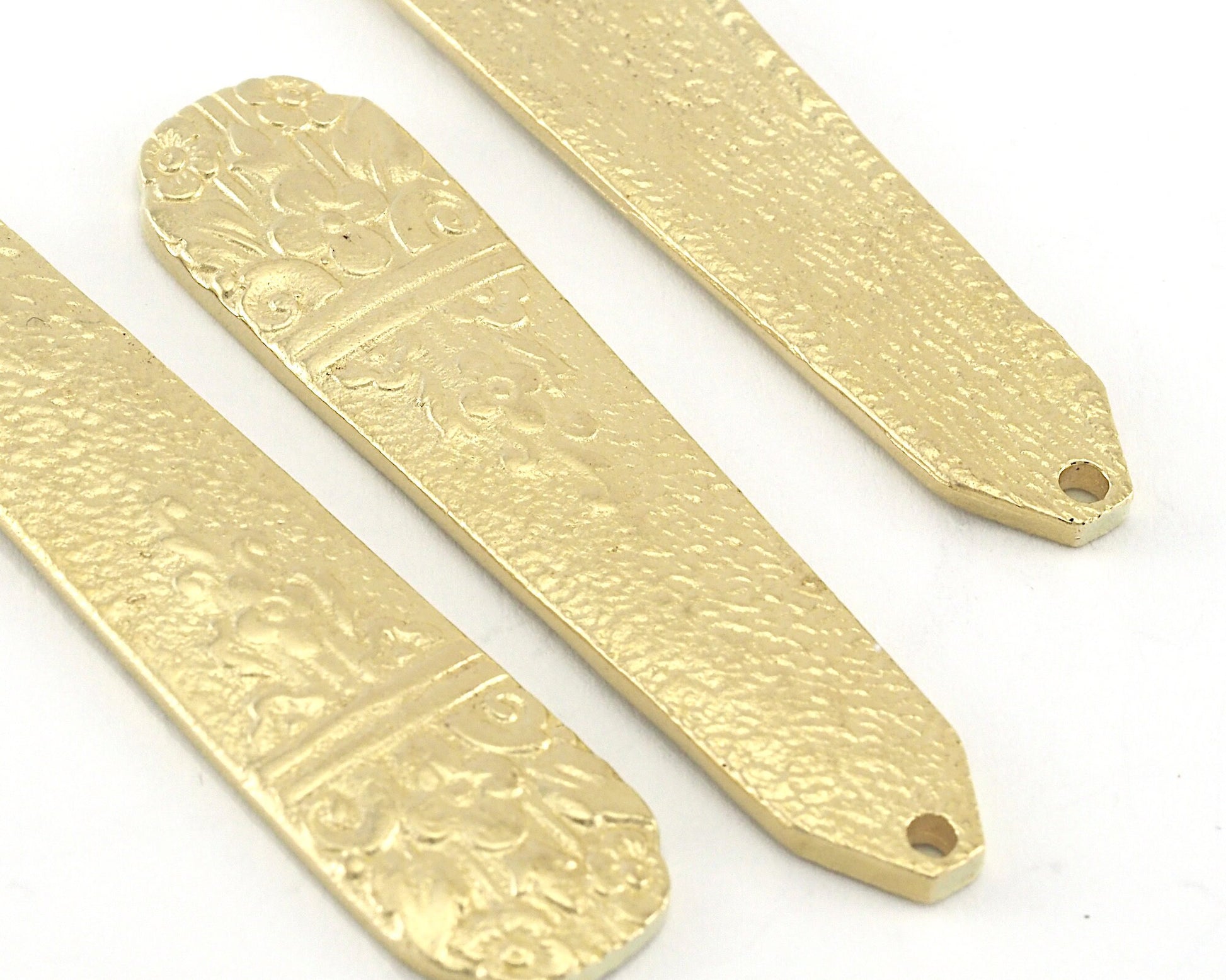 Spoon Pendant Flower Patterned Raw brass 4054