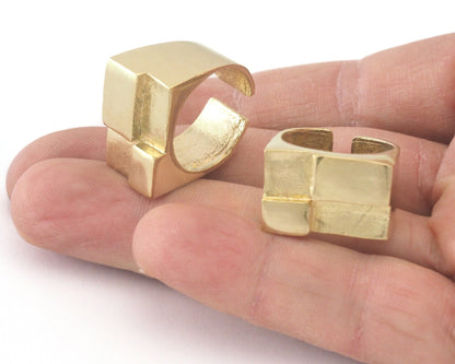 Adjustable Ring Raw brass (18mm 7.5US inner size) Oz3360