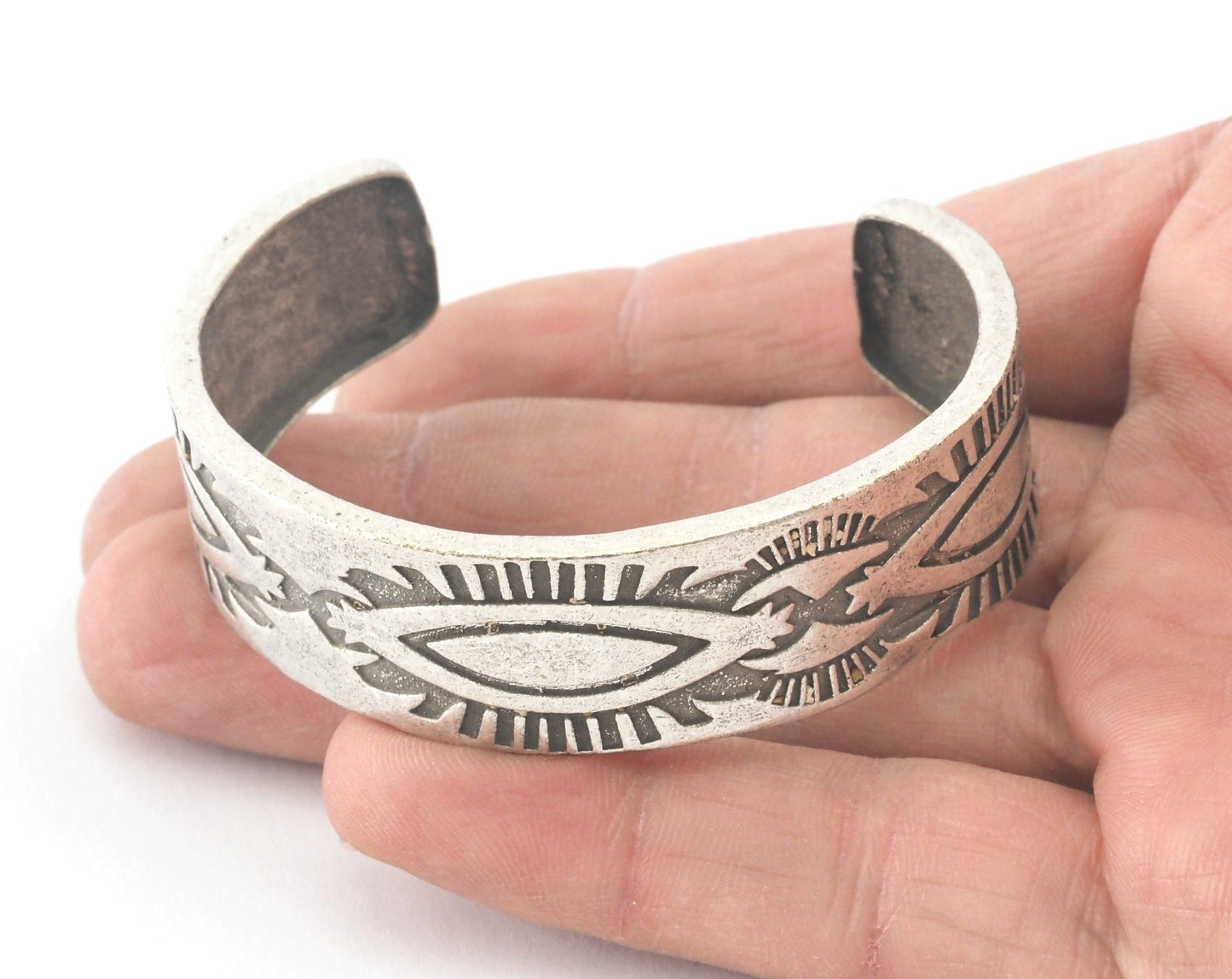 Eye Cuff Bracelet Symbol Adjustable Antique silver plated brass (55mm inner size ) OZ4029