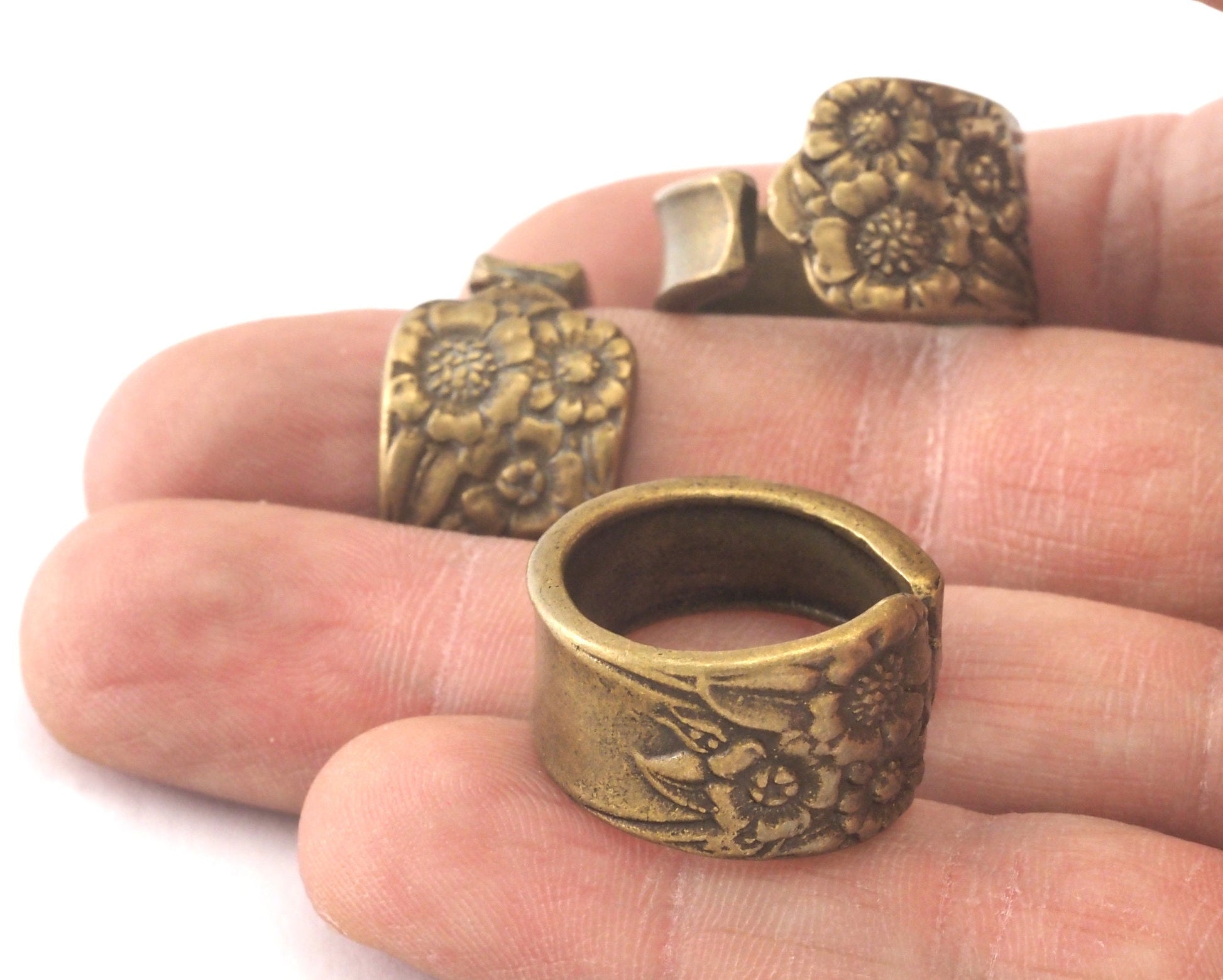 Spoon Ring Flower Patterned Adjustable Ring Antique Bronze Plated Brass (18mm 8US inner size) OZ2543