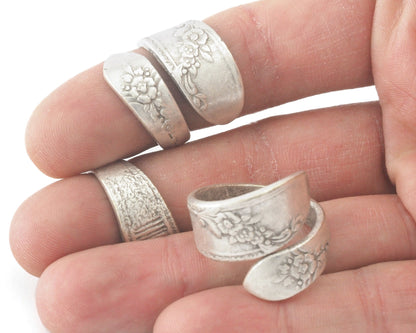 Spoon Wrap Ring Adjustable Flower Patterned Antique Silver Plated Brass (17.5mm 7US inner size) 4061