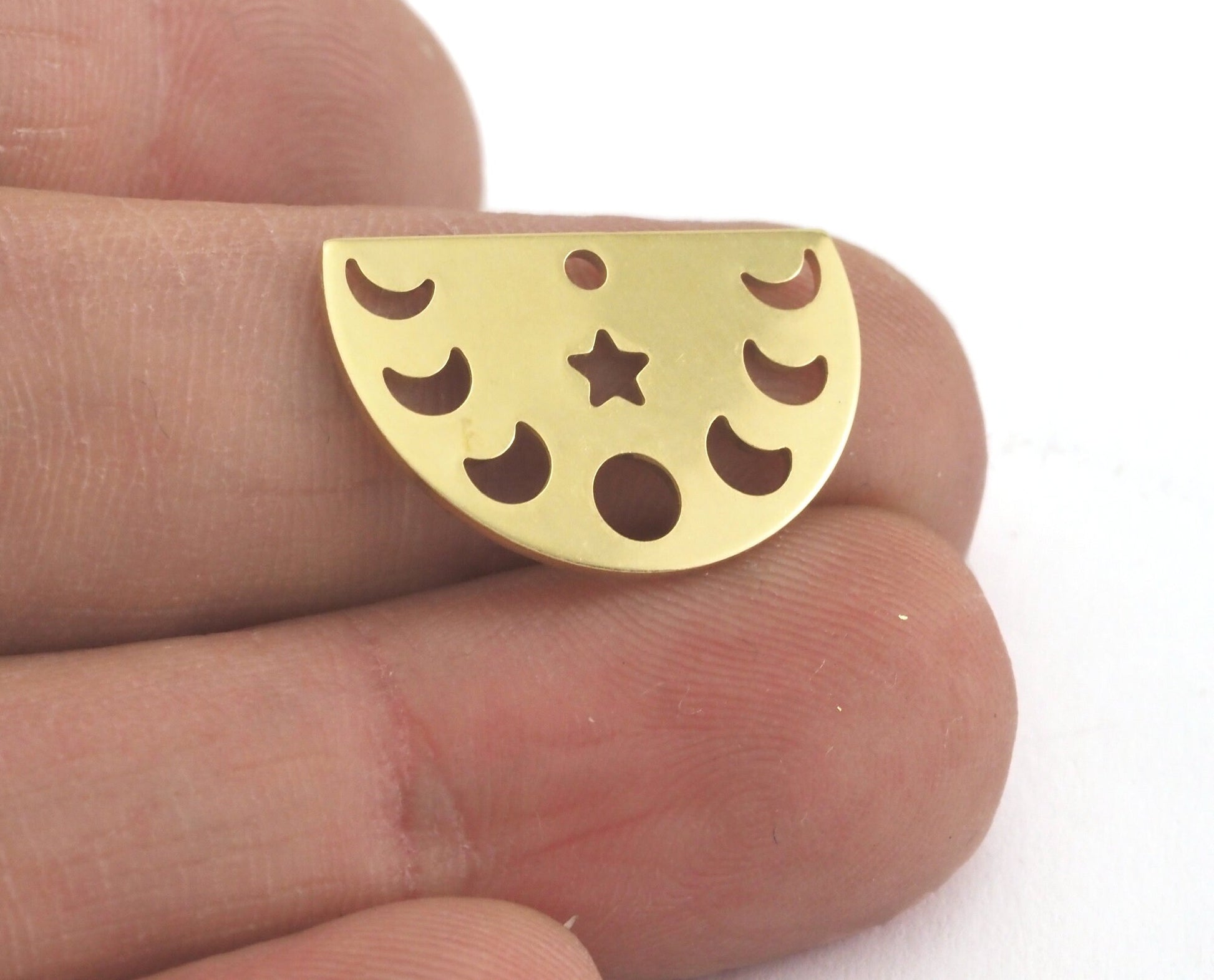 Semi Circle Half Moon Star (states of the moon holes ) raw brass 22x14mm (0.8mm thickness) 1 hole charms findings blank OZ4114-130