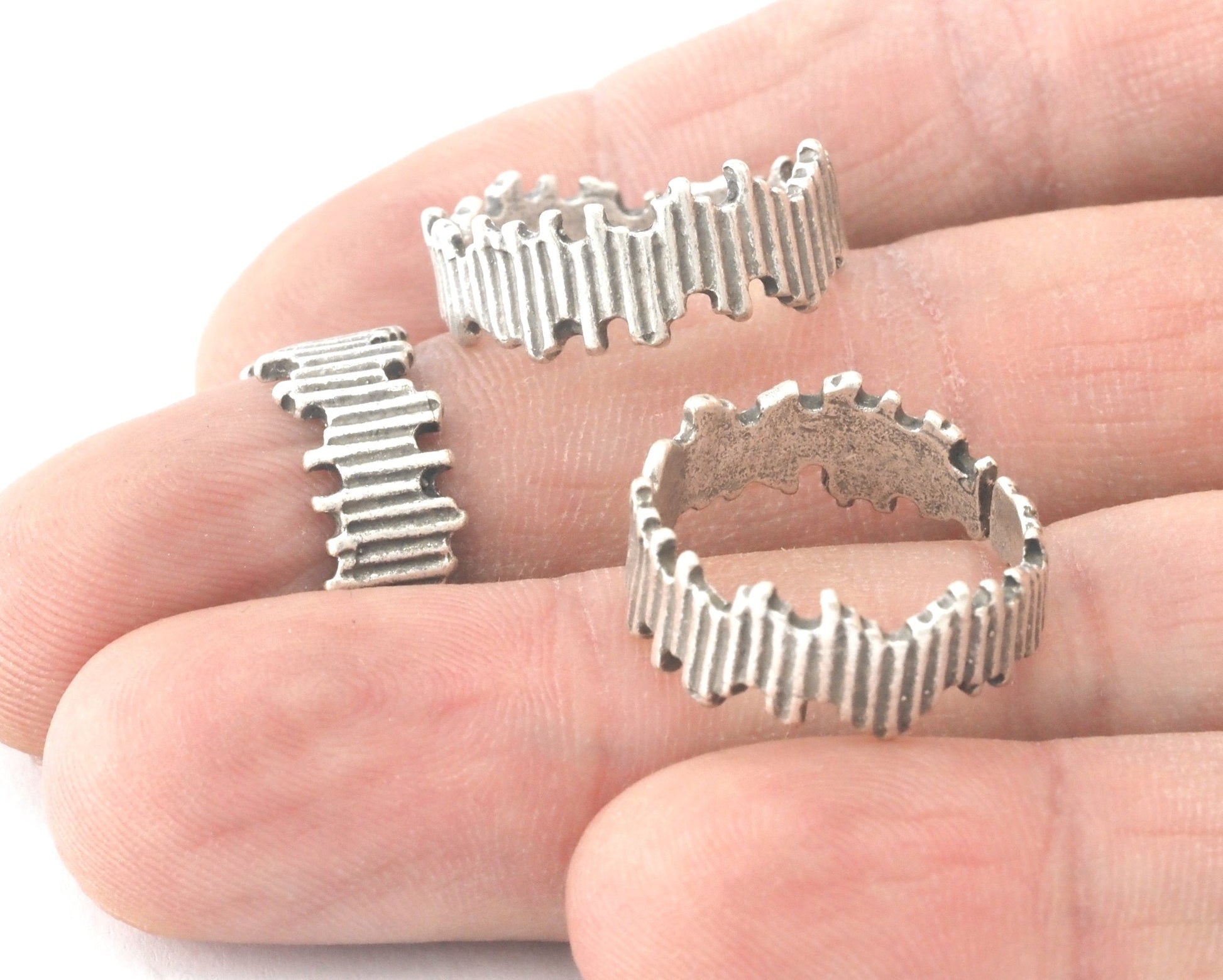 Minimalist Band Textured Adjustable Ring Antique Silver plated Brass (17.5-20mm 7-10US inner size) OZ3957