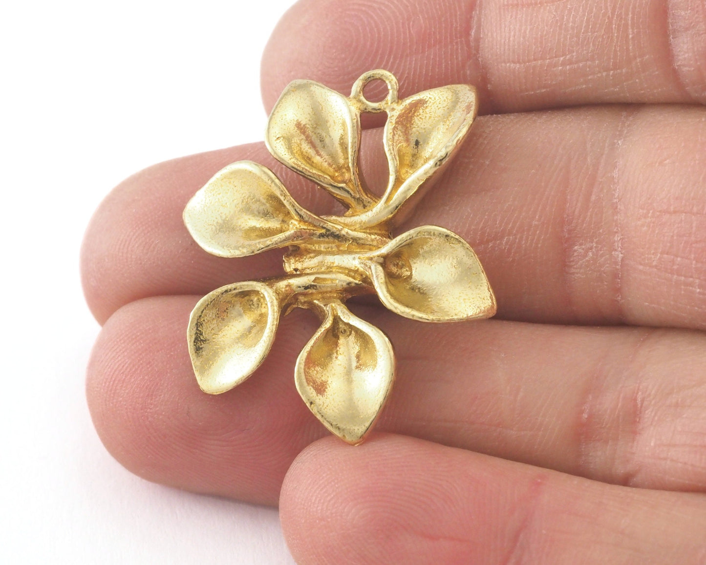 Flower Leaves Pendant Raw brass 32mm 4129