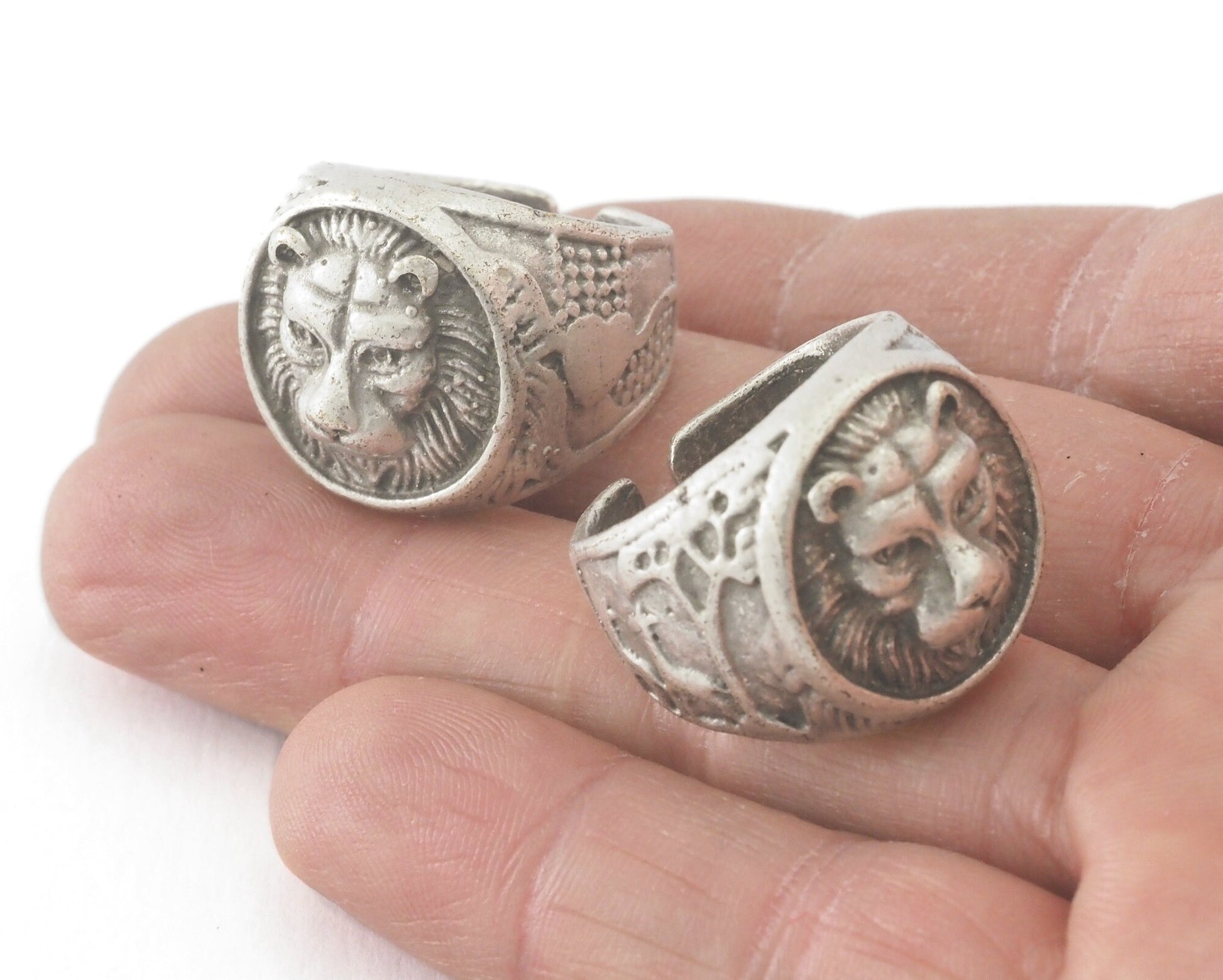Lion Ring Adjustable Antique Silver Plated Brass (18.5mm 8.5US inner size) OZ3358